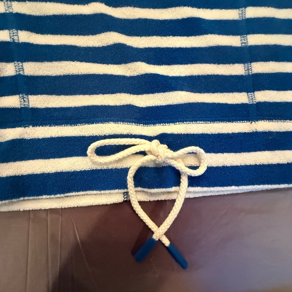 NWOT Talbots Blue/White Striped Short Sleeve Terrycloth Tee Size Small - Picture 6 of 9